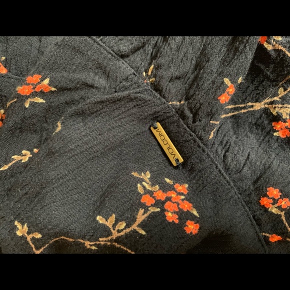 Volcom Navy Floral Ruffle Tank Blouse - Picture 6 of 6